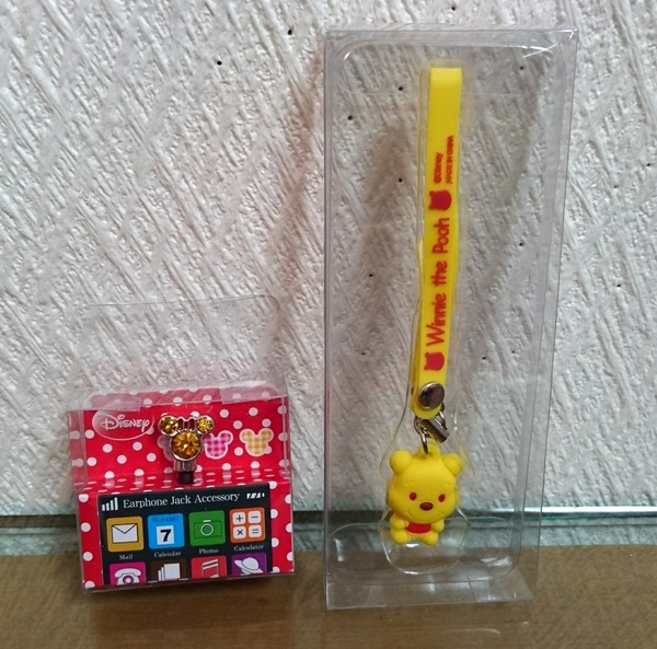 ディズニー プーさん ストラップ & イヤホンピアス セット