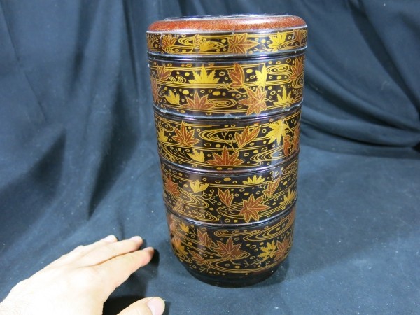 A 竜田川蒔絵段重 桃山時代～江戸時代前期 漆器 木工 重箱 - 重箱