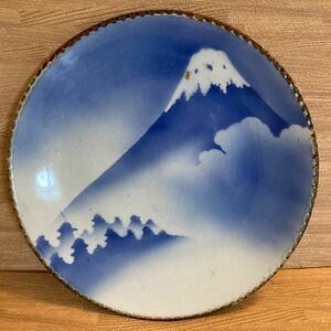 伊万里焼？有田焼？のお皿 山水画大皿　富士山大皿