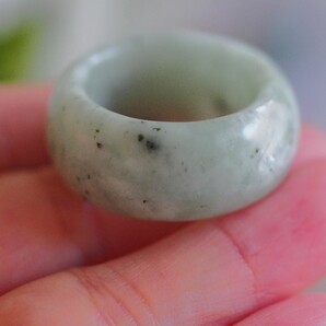翡翠 リング 23.5号~24号 天然無処理ヒスイ 大きめのサイズ 和装小物 観賞