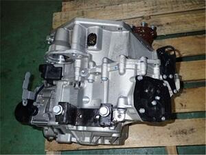  Audi original Audi A1 { 8XCAX } Transmission P81900-20005097