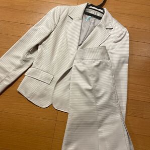 レディーススーツ 9号