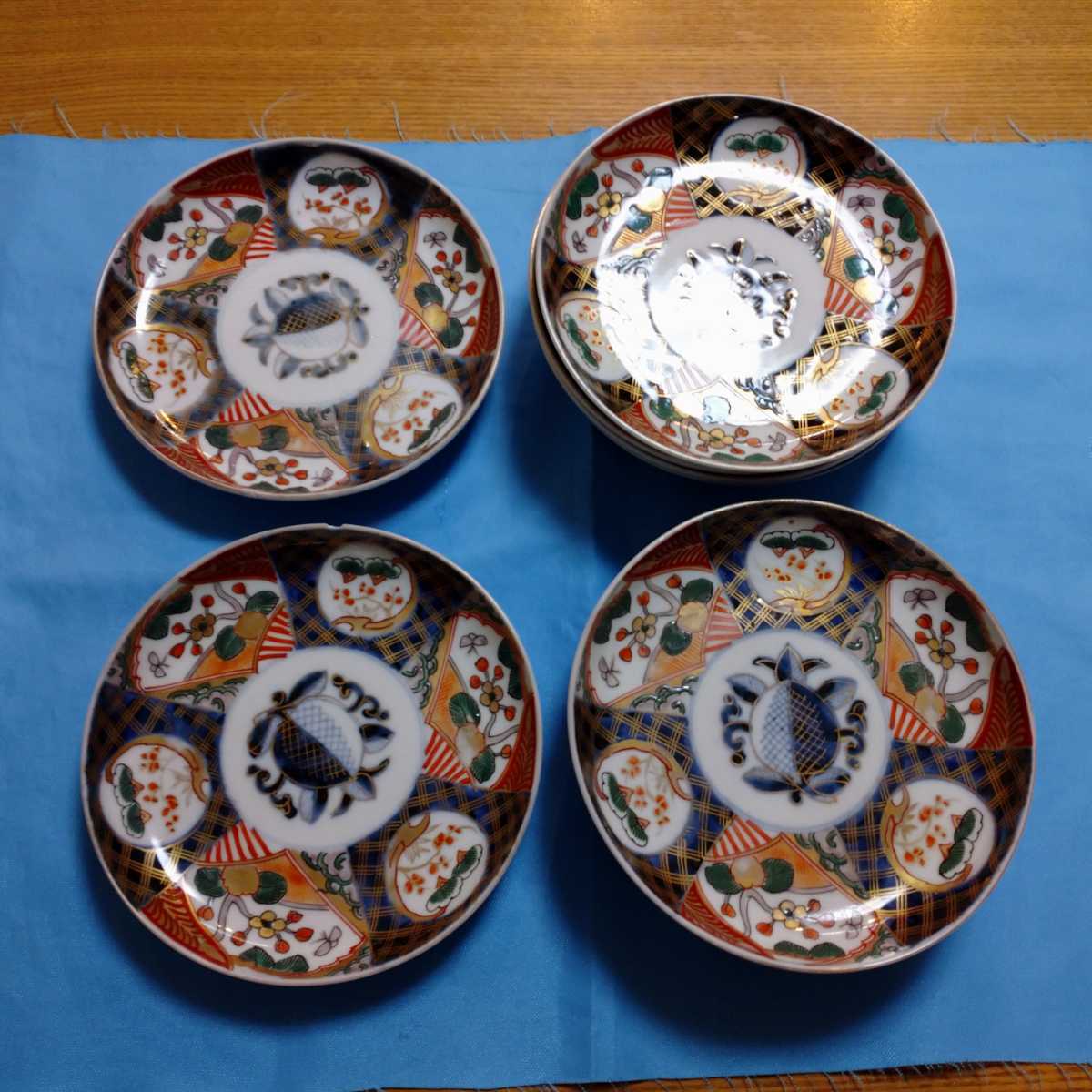 Décision instantanée! Grandes assiettes anciennes 18 pièces, 5 pièces ébréchées, coloré et peint en or, peinte à la main, Poterie antique rétro Showa, porcelaine, vaisselle japonaise, plat, plat