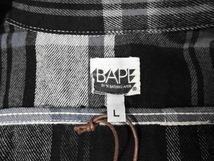 初期 BAPE 半袖 ネルシャツ A BATHING APE（ア ベイシング エイプ）NIGO ファレル着用タイプ 新品 アーカイブ ヴィンテージ_画像3