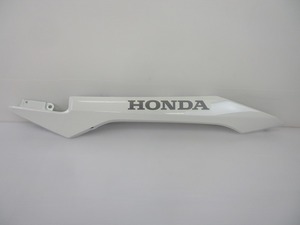 HONDA 純正 グラジア125[キャブレターモデル] 右ステップフロアカウル[ホワイト] #64325-K86-D30ZE【インドホンダ GRAZIA125】