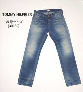 #メンズ(ボトム)【TOMMY HILFIGER】★トミーヒルフィガー★テーパドデニム★表記サイズ(30×32)★ボタンフライ★チェニジア製★送料無料ba7