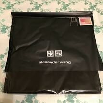 1点のみ！ユニクロ ヒートテック アレキサンダーワン Alexander Wang コラボ クルーネックT Mサイズ ブラック 新品 未使用_画像1