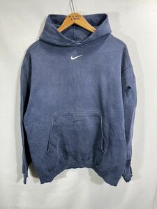 ■ トラヴィス愛用？！ 90s ビンテージ USA製 NIKE ナイキ センタースウォッシュ 刺繍ロゴ スウェット フーディー サイズM ボロ パーカー■