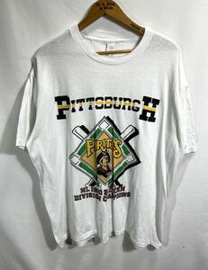 ■ 90s 90年代 ビンテージ USA製 MLB ピッツバーグ パイレーツ 1990 CHAMPIONS イラスト 半袖 Tシャツ ONE SIZE アメカジ 野球 PIRATES ■