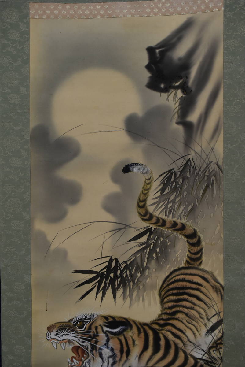 迫力あるトラの日本画　掛軸【匿名配送】 迫力あるトラの日本画 掛軸【匿名配送】 Yahoo!オークション