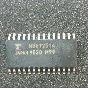 8251 (MB89251A) 富士通製 シリアル通信用IC UART SIO　フラットパッケージ