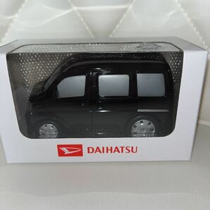 ダイハツ ハイゼット カーゴ DAIHATSU HIJET 黒 ブラック ドライブ タウン プルバックカー ミニカー ディーラー カラーサンプルの画像1