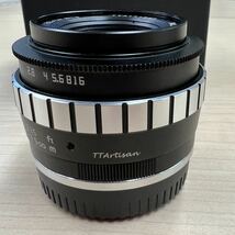 TTArtisan 23mm F1.4 富士フイルム　Xマウント用 ブラック×シルバー 中古 銘匠光学_画像5