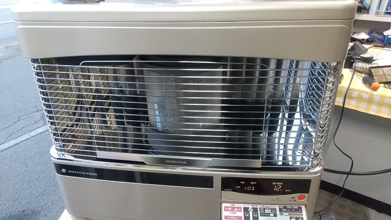 未使用 コロナ FF式石油床暖房 CORONA UH-F7015PR W 15年 冷暖房/空調