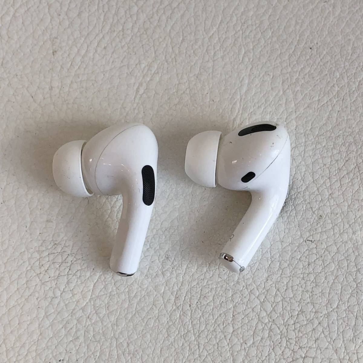 AirPods Pro 第二世代 両耳のみ MQD83J/A-