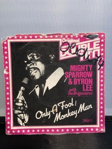 MIGHTY SPARROW & BYRON LEE 7inch TROJAN