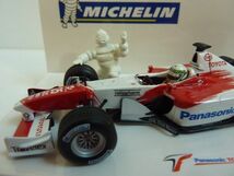 ●Minichamps1/43F1'02トヨタTF102A.マクニッシュMichelin箱SN8_画像6