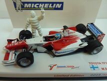 ●Minichamps1/43F1'02トヨタTF102ミカ.サロMichelin箱SN8_画像4