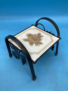 [A5434N187] iron flower stand tile gardening stand for flower vase antique style floral print .. attaching less 