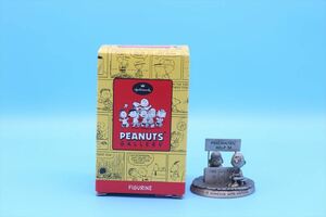 HALLMARK PEANUTS GALLERY BEING THERE/ホールマーク ルーシー チャーリーブラウン ピューター フィギュア/171465367