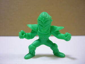 【送料無料】人形 ウルトラセブン 緑色 ウルトラマン 超闘士激伝 PART5 怪獣 消しゴム 人形 消しゴム人形 当時物