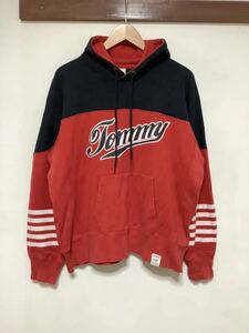 す1078 TOMMY トミー スウェットパーカー プルオーバーフーディ L ロゴプリント ビッグシルエット ストリート 古着 大きめ