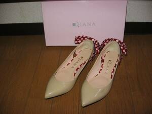 * beautiful goods! Diana. . ribbon Flat pumps 21.5cm beige group *