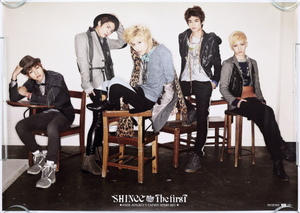 SHINEE　The first　ポスター　B2サイズ　約72.8×51.5cm　