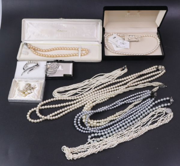 真珠ネックレス silverの値段と価格推移は？｜1,344件の売買情報を集計 