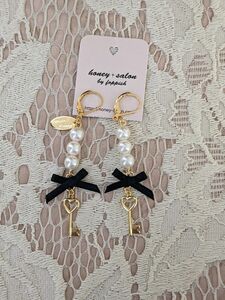 【Honey Salon】heart key ピアス