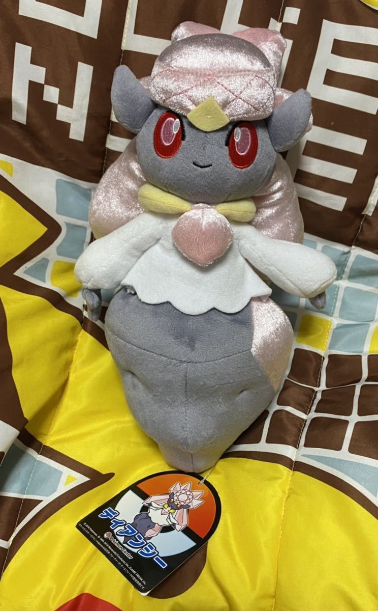 当店一番人気】 2014 ポケモンセンターぬいぐるみ、ディアンシー、美品
