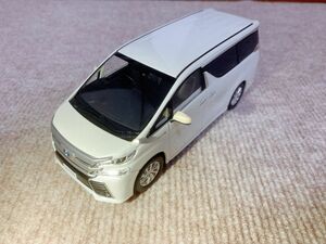 トヨタ　30系　ヴェルファイア 前期　カラーサンプルミニカー