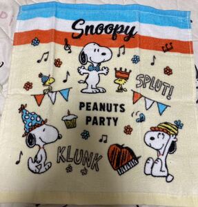  Snoopy hand towel 