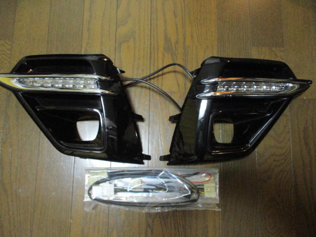 新品未使用】スバルレヴォーグLEDアクセサリーライナー-