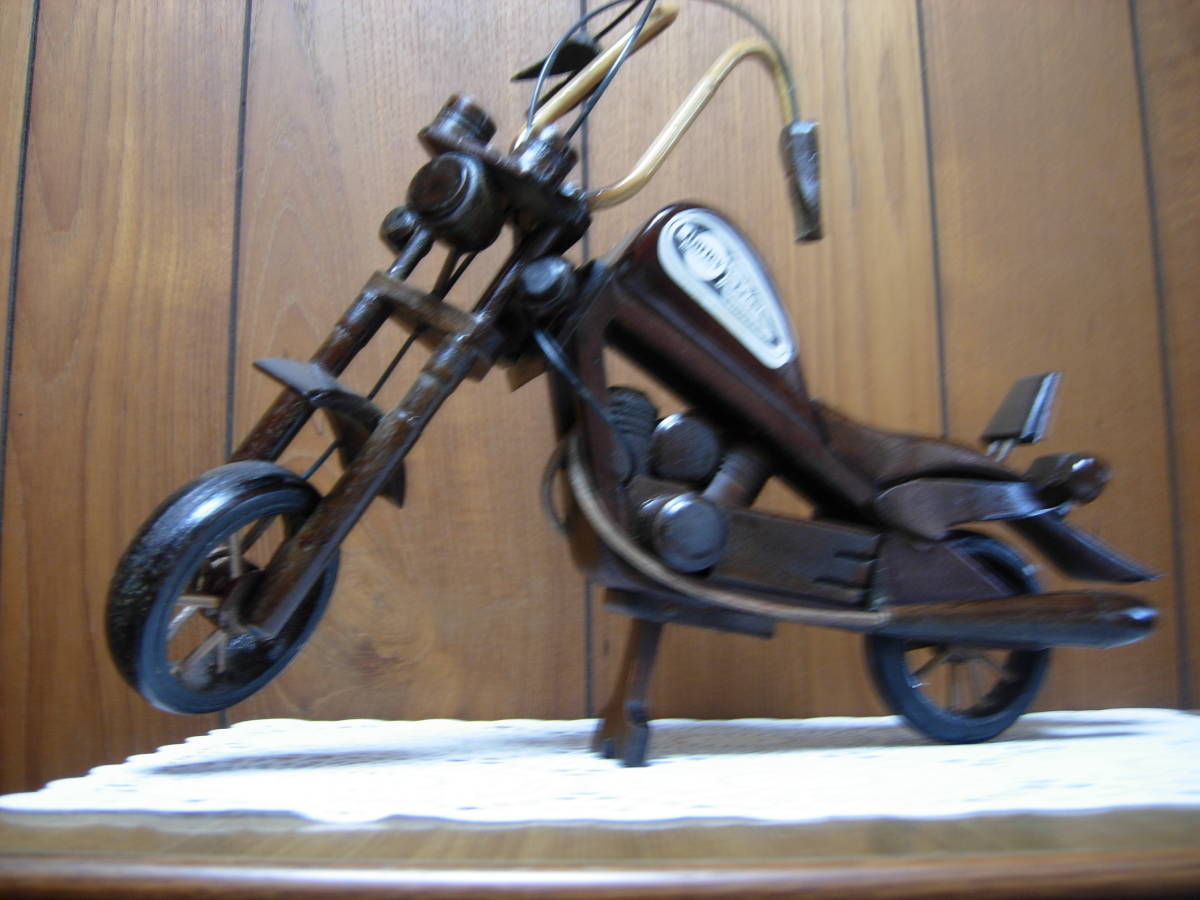 دراجة هارلي الخشبية البالية المصنوعة يدويًا من الداخل 2, العناصر اليدوية, الداخلية, بضائع متنوعة, زخرفة, هدف
