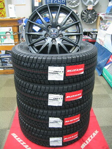 ブリヂストン 国産 スタッドレスタイヤ ブリザック DM-V3 215/70R16 215/70-16 ＆ アルミホイール 新品 4本 送料無料 アウトランダー