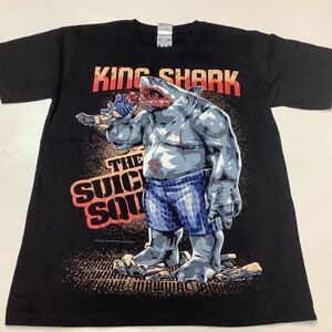 SR11A4. デザインTシャツ Mサイズ　KING SHARK キングシャーク　半袖Tシャツ
