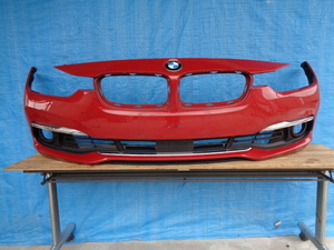 AX388　BMW　F30　3シリーズ　フロントバンパー　赤