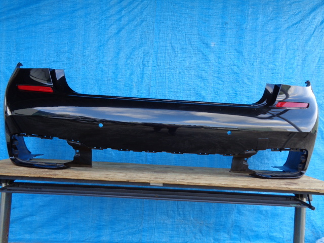 ☆AX543 BMW G11 G12 7シリーズ リアバンパー 黒 51128061147