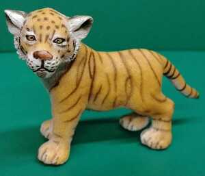 シュライヒ　Schleich　トラ　虎　とら　Tiger　子　仔　子供　子ども　フィギュア