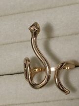 蛇の指輪 ゴールド　金色　16号～20号くらい　ファッション　おしゃれに　縁起物　ヘビ　フリーサイズ　_画像3
