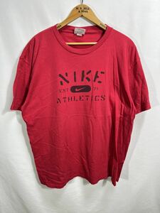 ■ 00s NIKE ATHLETICS ３段プリント 半袖 Tシャツ 古着 サイズL レッド アメカジ スポーツ スウォッシュ ステンシル風 ■