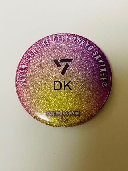 seventeen the city TOKYOSKYTREE 2022 缶バッジ DK