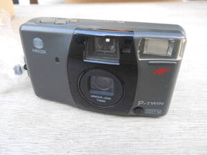 M9152 カメラ minolta P-TWIN　AF 未チェック 傷汚れあり レターパック520円発送　(0412)