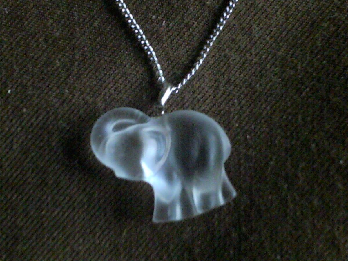 ★Vintage Crystal Glass★ Smoke White Elephant Pendant Brand New★★, Handmade, Accessories (for women), necklace, pendant, choker