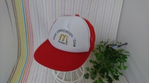 ☆マクドナルド☆メッシュキャップ☆2005CONVERSION TEAM☆赤×白☆I´m lovin´it☆_画像2