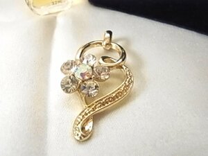  симпатичный . цветок type светит Cubic Zirconia цветок впечатление .. подвеска с цепью!