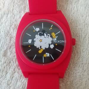 NIXON Mickey Mouse наручные часы 