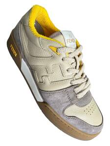 【美品】FENDI フェンディ SNEAKERS【7E1493】フェンディ マッチ ベージュスエード ロートップ 参考定価126,500円 サイズ：7