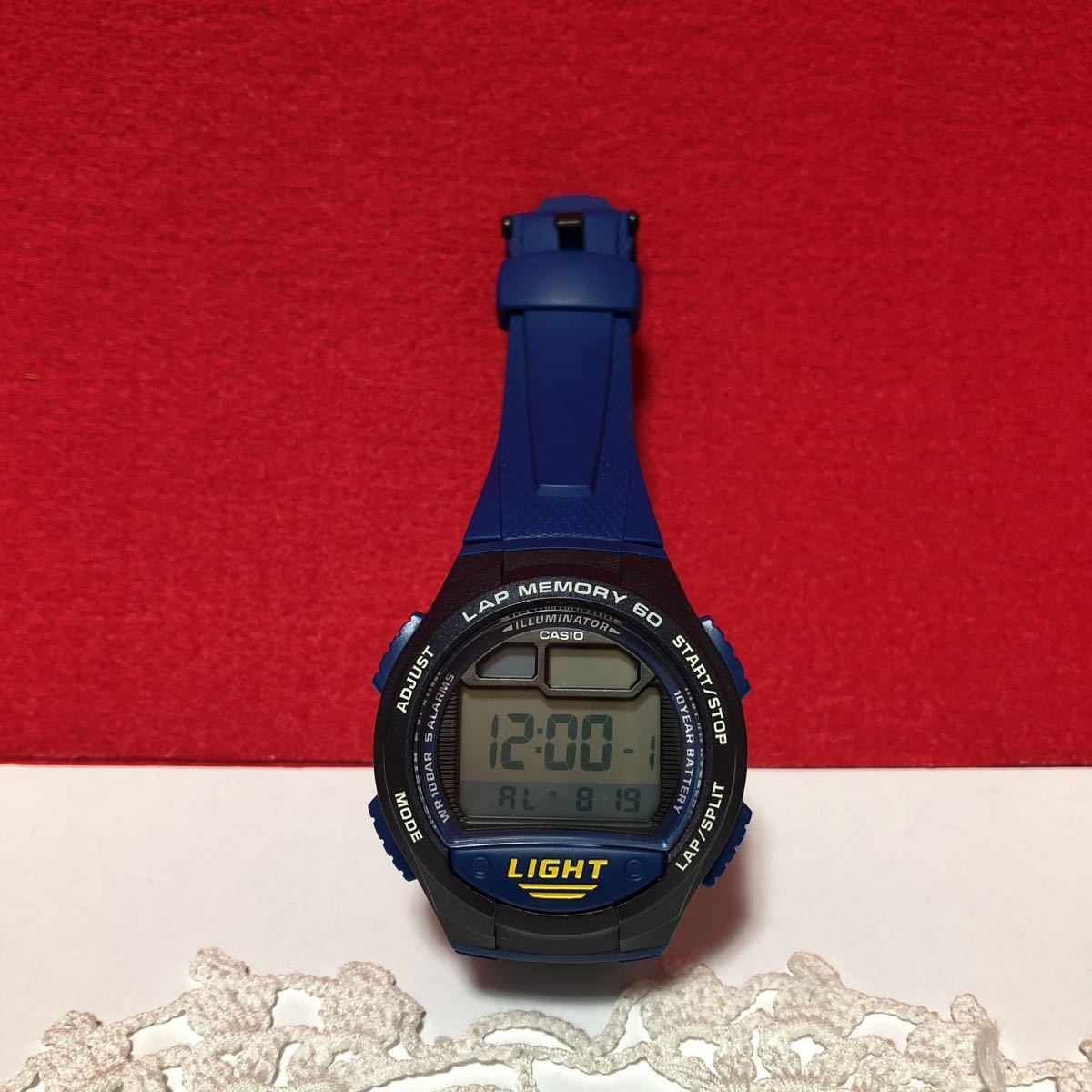 W-734の値段と価格推移は?|6件の売買データからW-734の価値がわかる